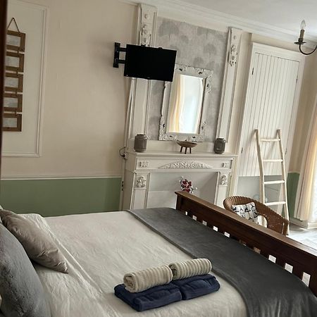 The Lighthouse Chambres A Louer Chateaulin Bagian luar foto